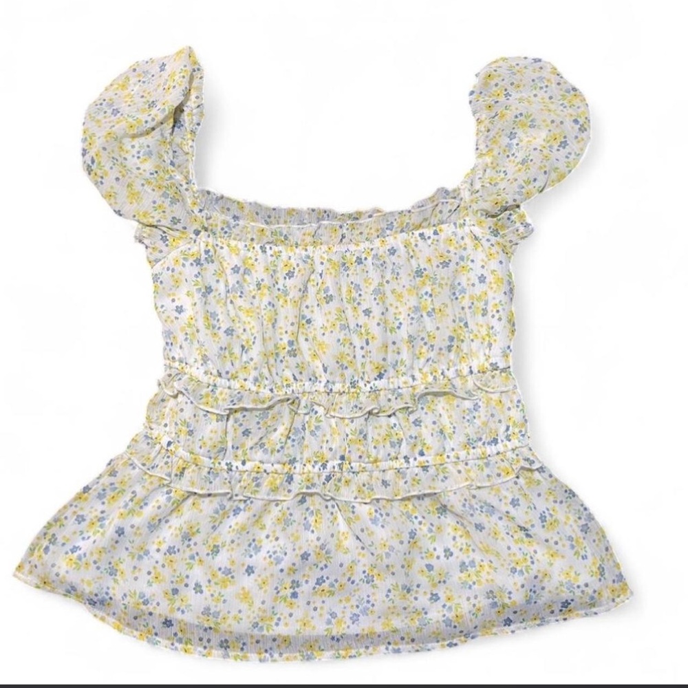 Mi Ami Sweet‎ Yellow and White floral cottage core blouse